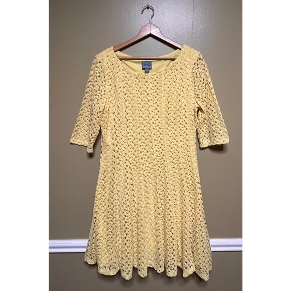 Rabbit Rabbit Rabbit Yellow Mid Length Lace Overlay Dress - Picture 2 of 10